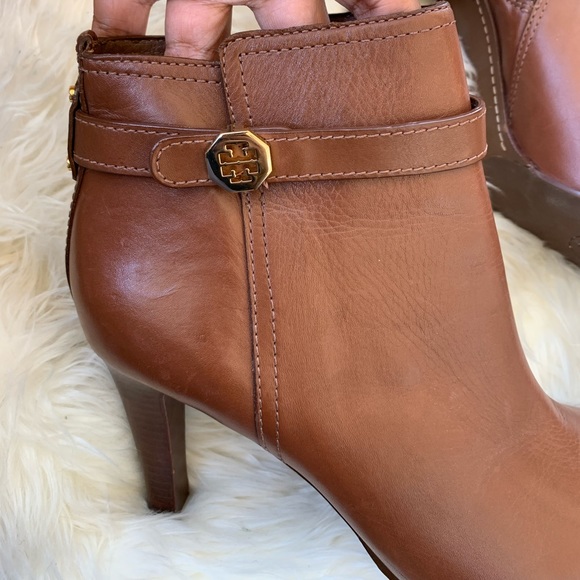 Tory Burch Bristol bootie. - Picture 3 of 6
